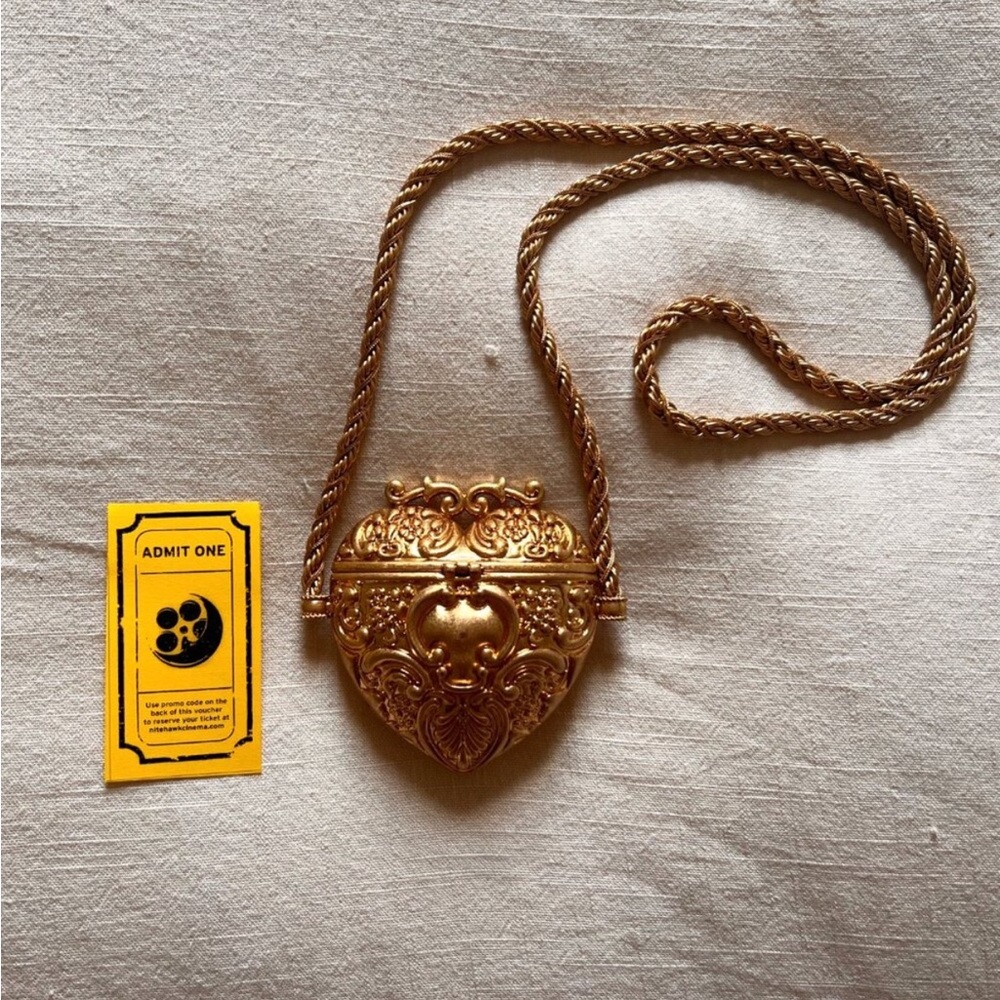 NWOT - ZARA HEART SHAPED RARE BAG - Picture 4 of 5